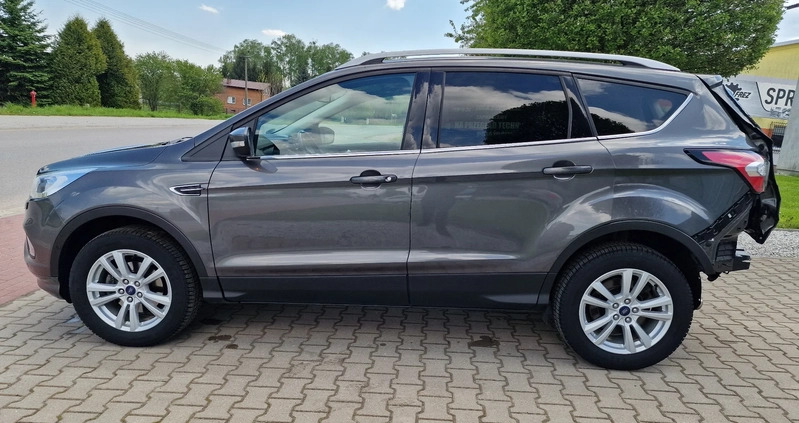 Ford Kuga cena 42900 przebieg: 67000, rok produkcji 2017 z Ryki małe 137